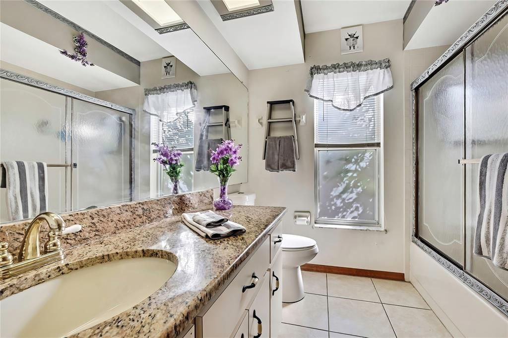 Active With Contract: $339,900 (2 beds, 2 baths, 1612 Square Feet)