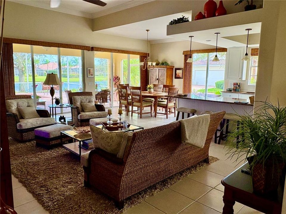 Active With Contract: $699,000 (3 beds, 2 baths, 2008 Square Feet)