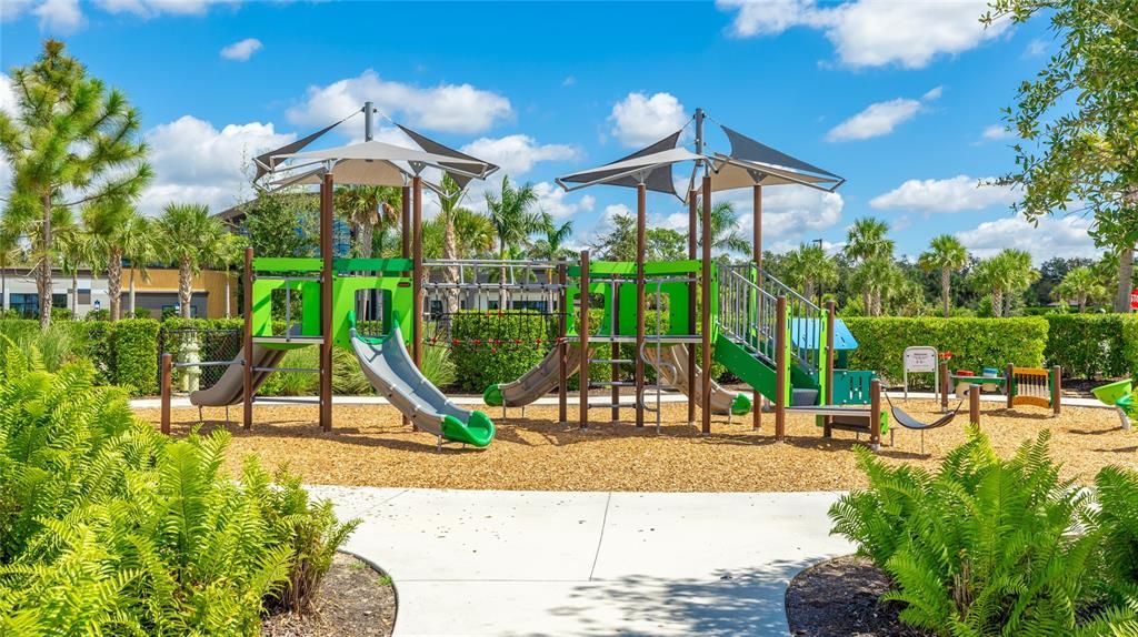 待售: $2,390,000 (4 贝兹, 4 浴室, 4541 平方英尺)