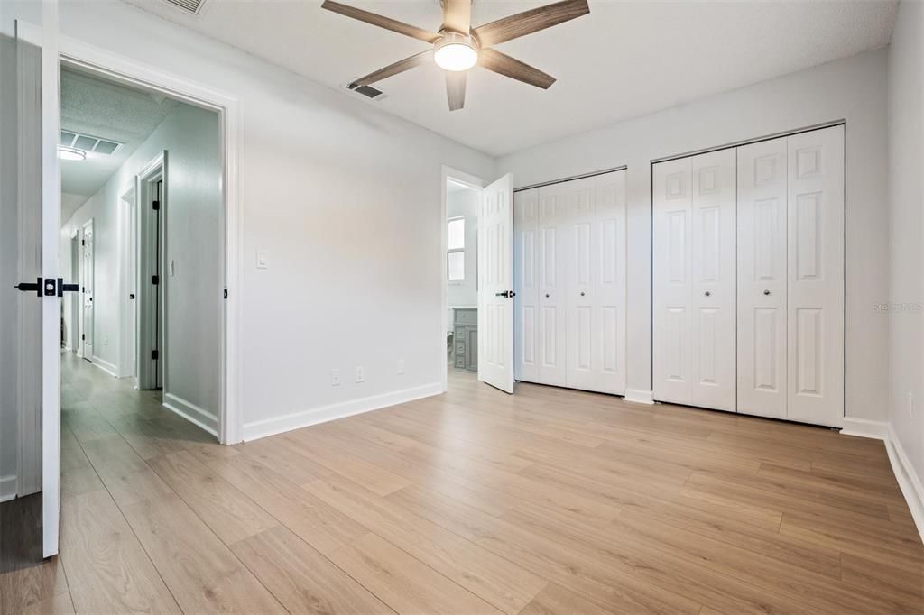 На продажу: $278,000 (3 спален, 2 ванн, 1041 Квадратных фут)