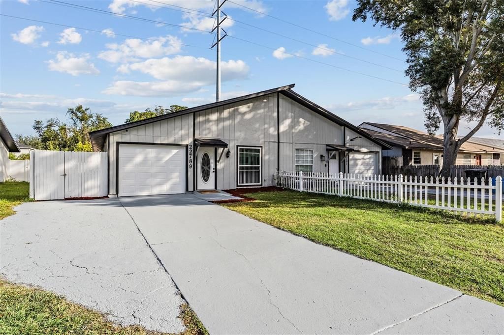 На продажу: $278,000 (3 спален, 2 ванн, 1041 Квадратных фут)