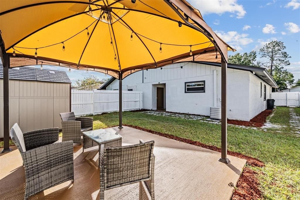 На продажу: $278,000 (3 спален, 2 ванн, 1041 Квадратных фут)