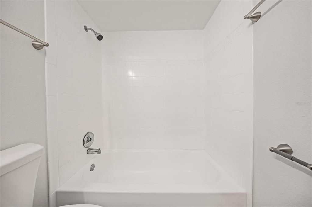 На продажу: $278,000 (3 спален, 2 ванн, 1041 Квадратных фут)