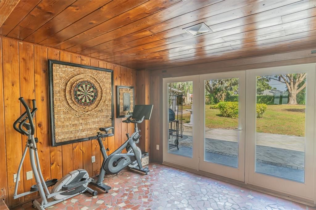 For Sale: $649,900 (3 beds, 2 baths, 2958 Square Feet)