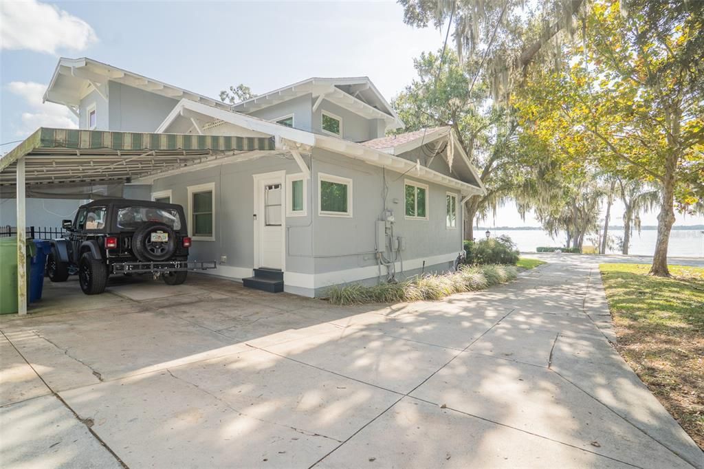 For Sale: $649,900 (3 beds, 2 baths, 2958 Square Feet)