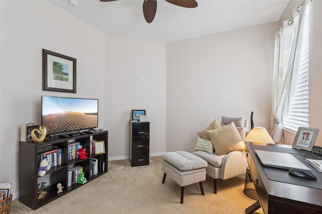 На продажу: $415,000 (3 спален, 2 ванн, 2028 Квадратных фут)