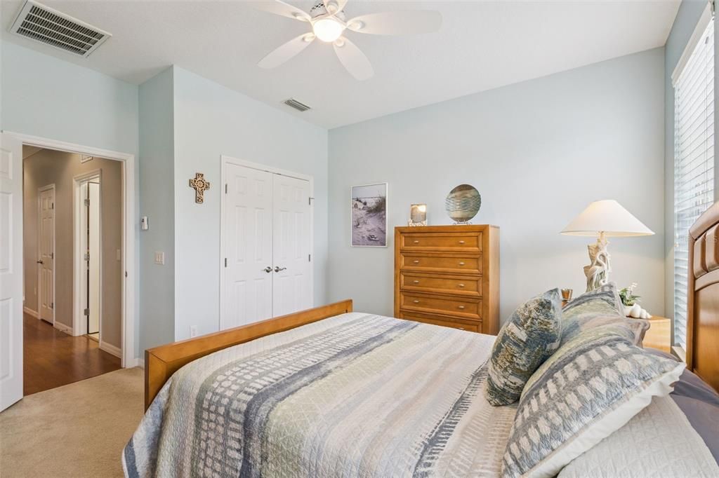 На продажу: $415,000 (3 спален, 2 ванн, 2028 Квадратных фут)