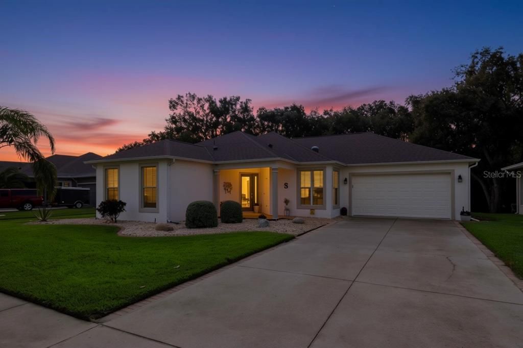 На продажу: $415,000 (3 спален, 2 ванн, 2028 Квадратных фут)