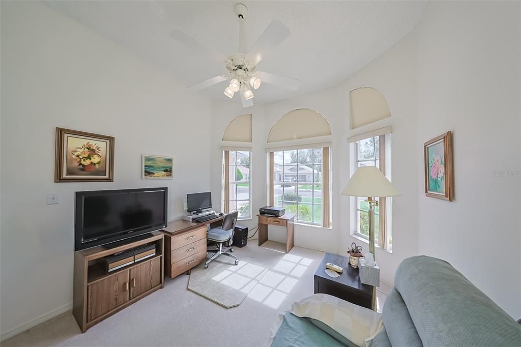 待售: $333,000 (2 贝兹, 2 浴室, 1678 平方英尺)