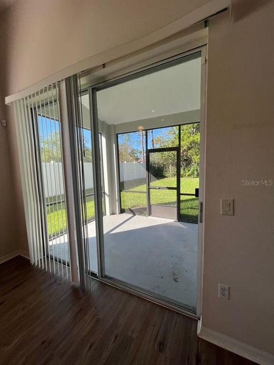 For Rent: $2,650 (4 beds, 2 baths, 2917 Square Feet)