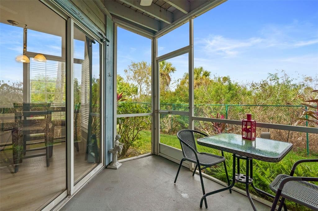 En Venta: $263,500 (2 camas, 2 baños, 1002 Pies cuadrados)