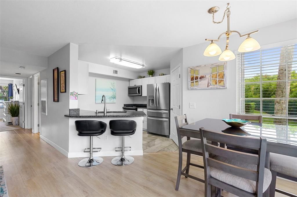 En Venta: $263,500 (2 camas, 2 baños, 1002 Pies cuadrados)