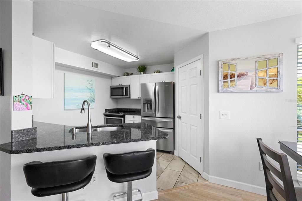 En Venta: $263,500 (2 camas, 2 baños, 1002 Pies cuadrados)