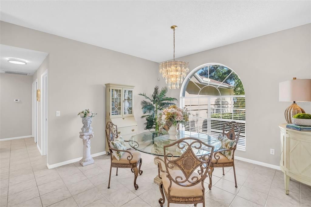 For Sale: $699,900 (3 beds, 2 baths, 2137 Square Feet)