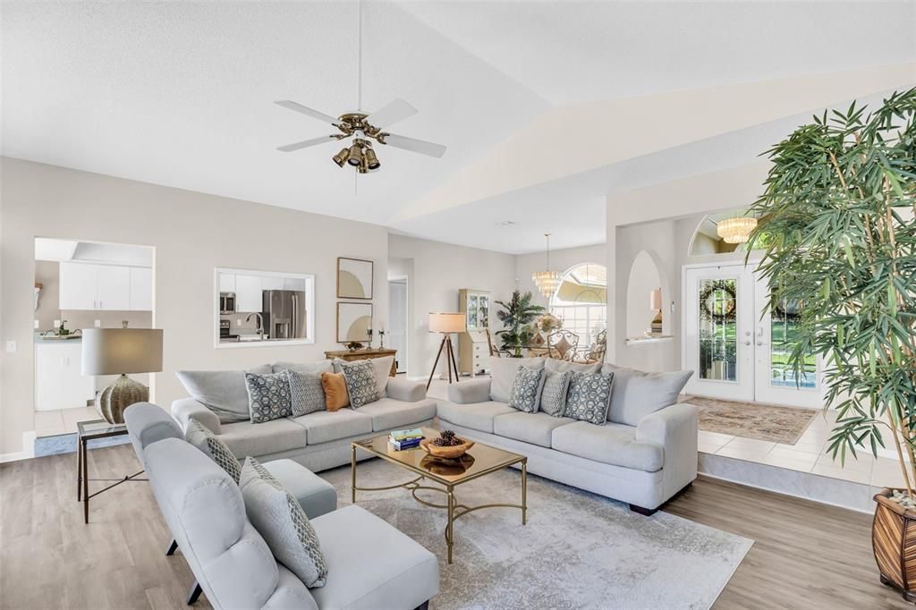 For Sale: $699,900 (3 beds, 2 baths, 2137 Square Feet)