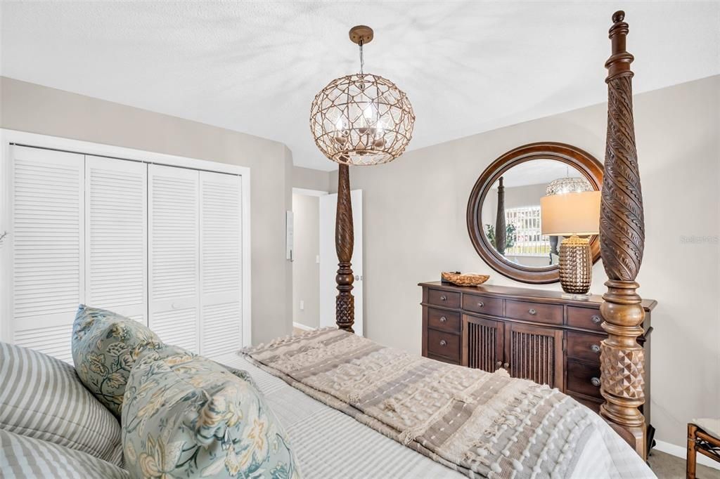 For Sale: $699,900 (3 beds, 2 baths, 2137 Square Feet)