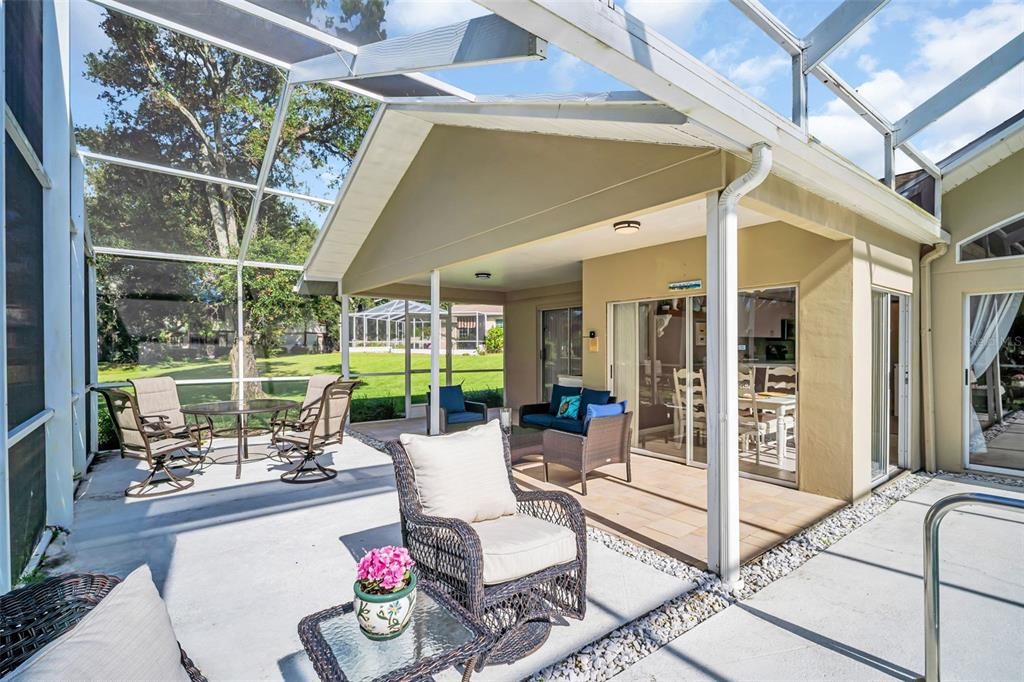 For Sale: $699,900 (3 beds, 2 baths, 2137 Square Feet)