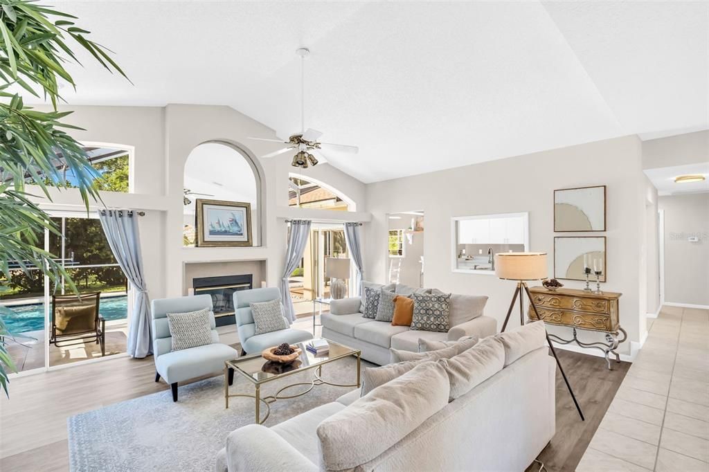 For Sale: $699,900 (3 beds, 2 baths, 2137 Square Feet)