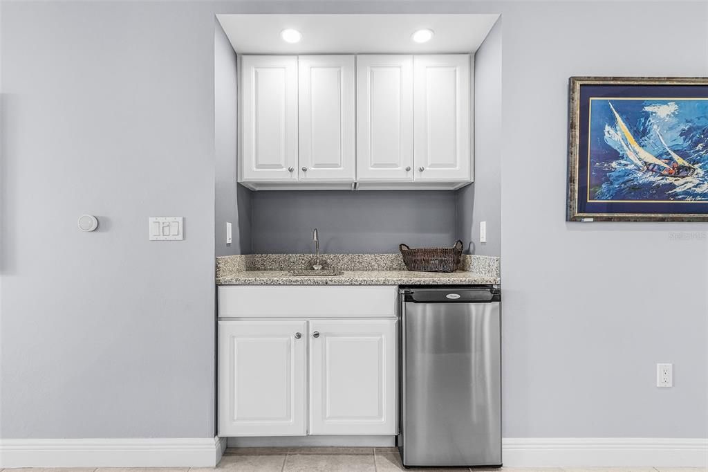 На продажу: $499,000 (3 спален, 2 ванн, 1825 Квадратных фут)