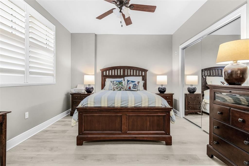 На продажу: $499,000 (3 спален, 2 ванн, 1825 Квадратных фут)