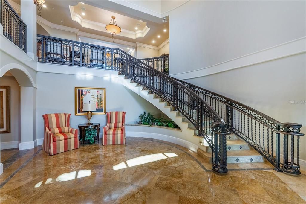 На продажу: $499,000 (3 спален, 2 ванн, 1825 Квадратных фут)