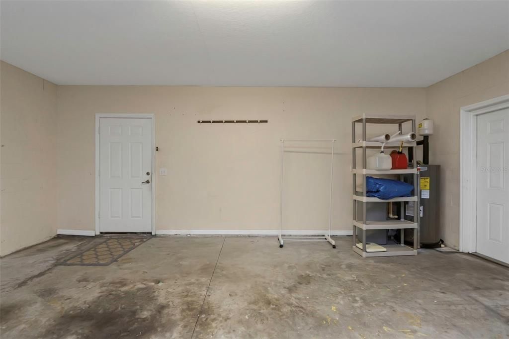 Active With Contract: $518,000 (3 beds, 2 baths, 2254 Square Feet)