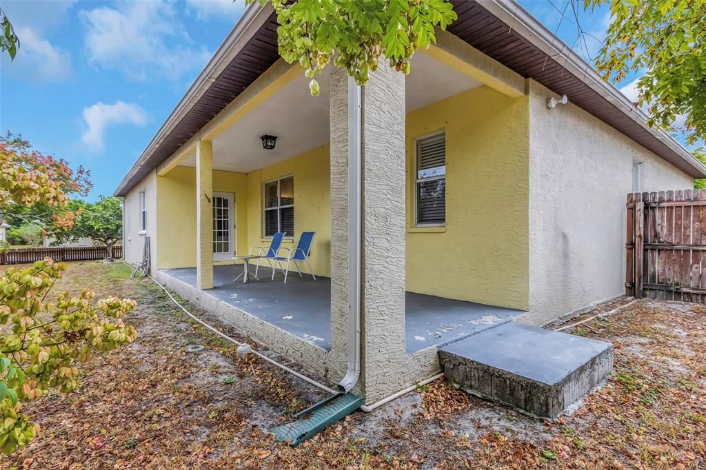 Active With Contract: $518,000 (3 beds, 2 baths, 2254 Square Feet)