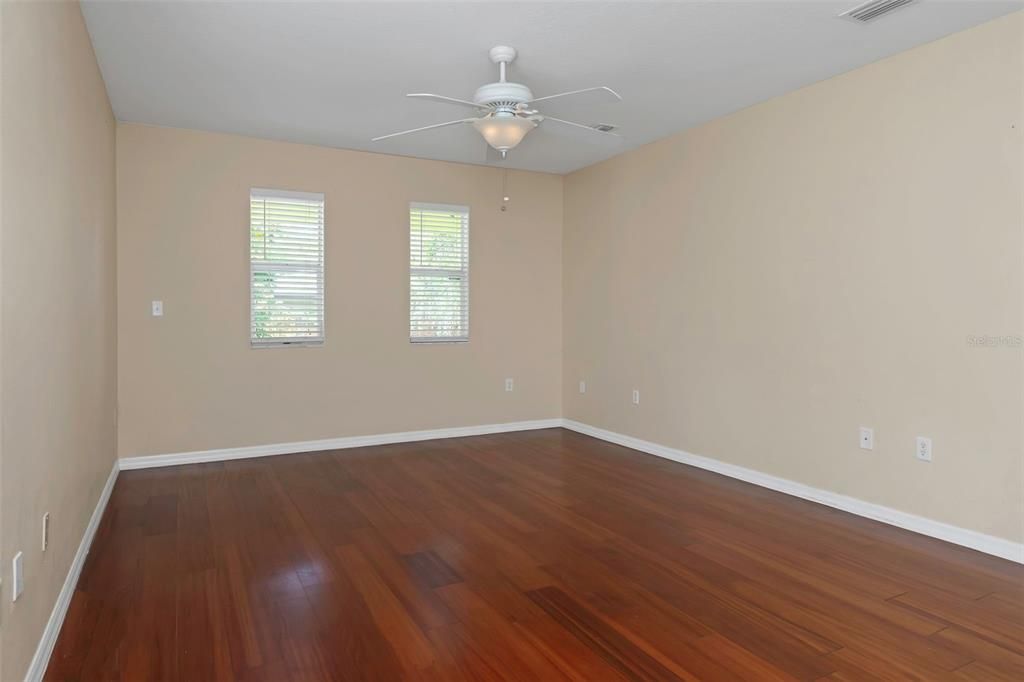 Active With Contract: $518,000 (3 beds, 2 baths, 2254 Square Feet)