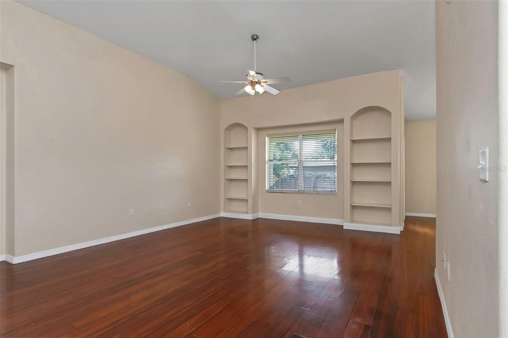 Active With Contract: $518,000 (3 beds, 2 baths, 2254 Square Feet)