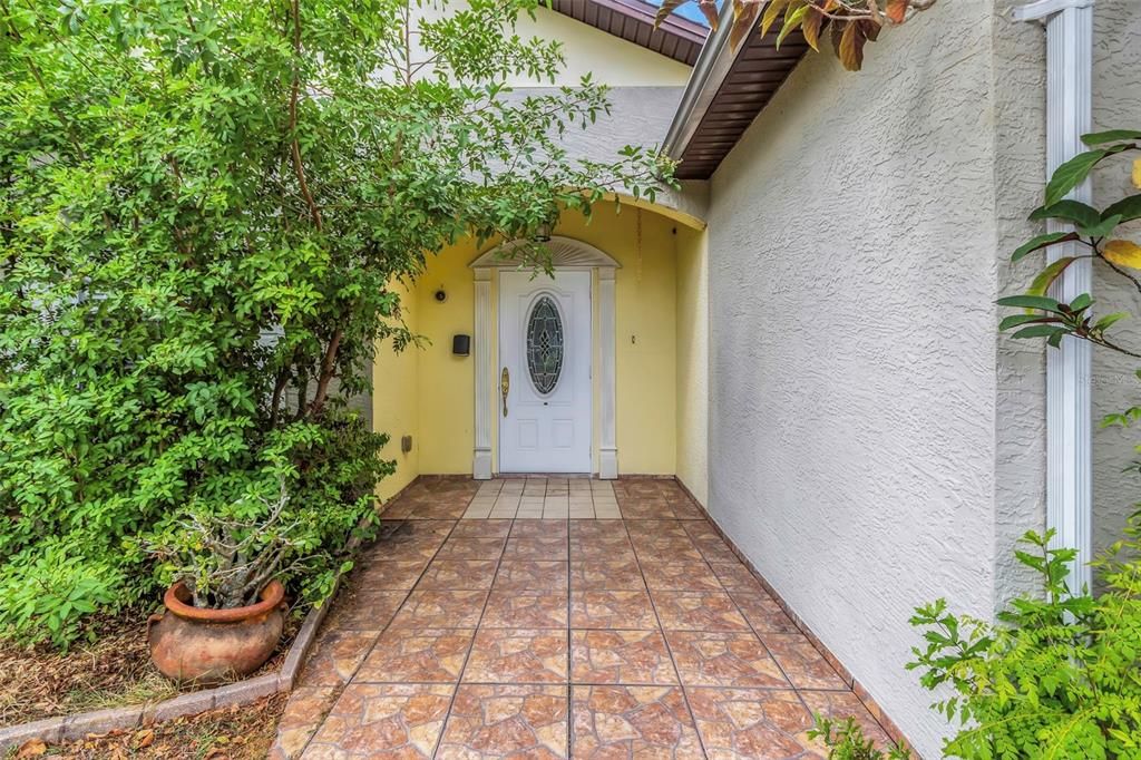 Active With Contract: $518,000 (3 beds, 2 baths, 2254 Square Feet)