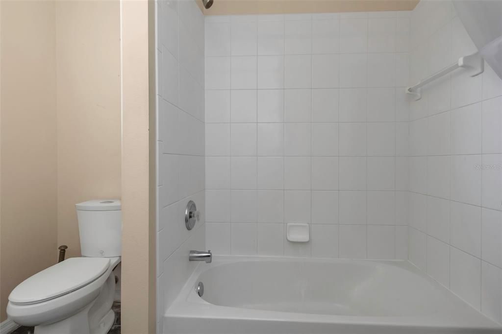 Active With Contract: $518,000 (3 beds, 2 baths, 2254 Square Feet)