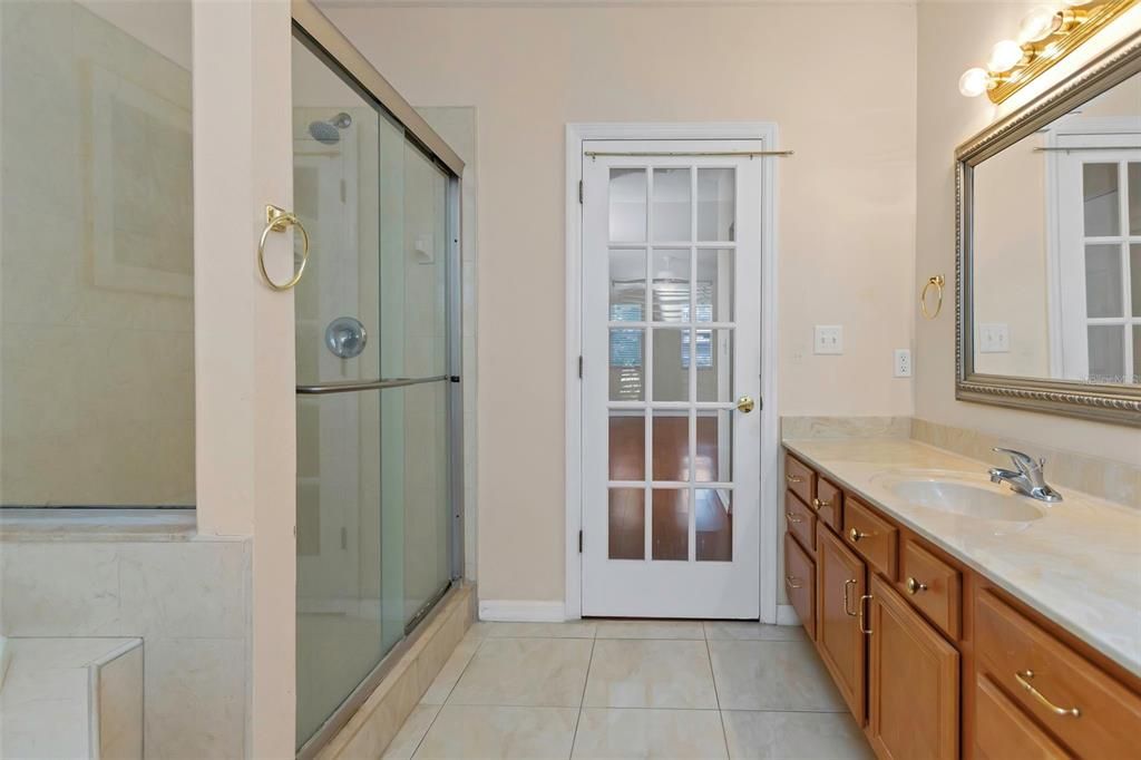 Active With Contract: $518,000 (3 beds, 2 baths, 2254 Square Feet)