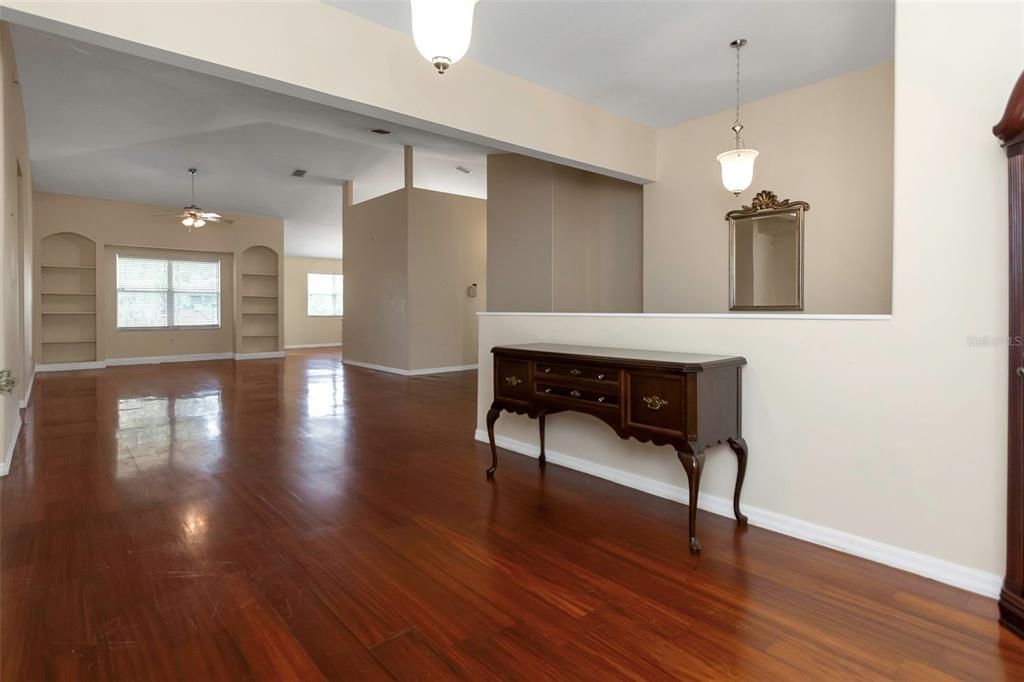 Active With Contract: $518,000 (3 beds, 2 baths, 2254 Square Feet)