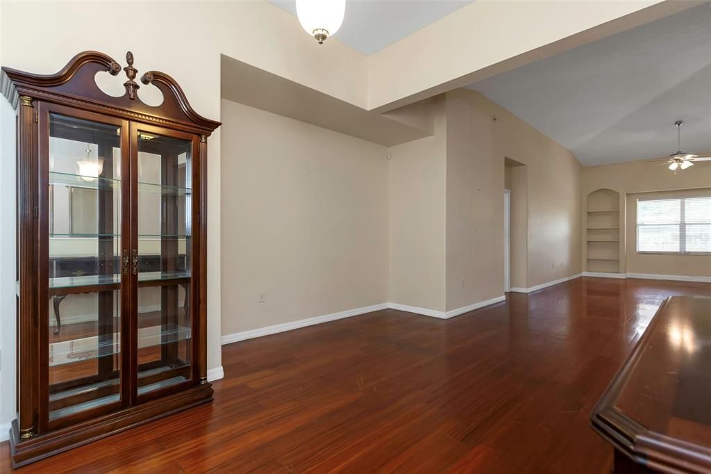 Active With Contract: $518,000 (3 beds, 2 baths, 2254 Square Feet)