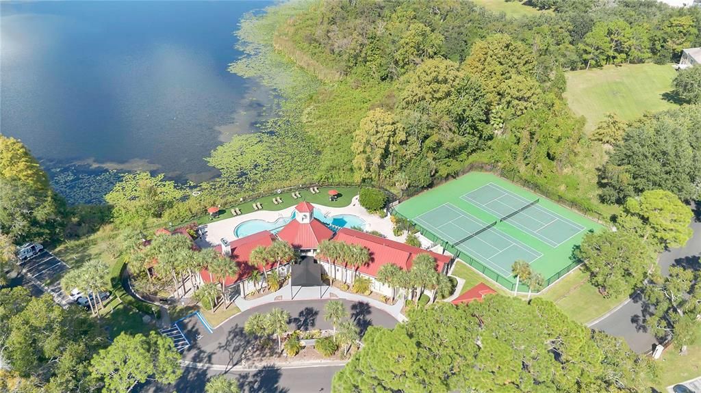 For Sale: $165,000 (2 beds, 2 baths, 1062 Square Feet)