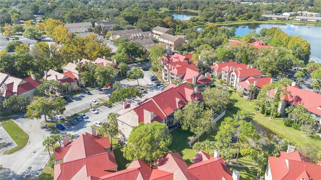 For Sale: $165,000 (2 beds, 2 baths, 1062 Square Feet)