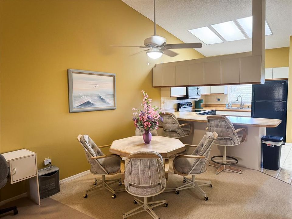 For Sale: $190,000 (2 beds, 2 baths, 1512 Square Feet)