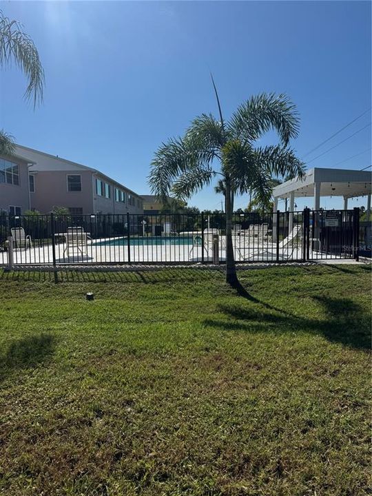 For Sale: $190,000 (2 beds, 2 baths, 1512 Square Feet)