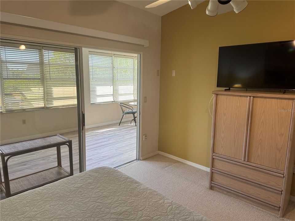 For Sale: $190,000 (2 beds, 2 baths, 1512 Square Feet)