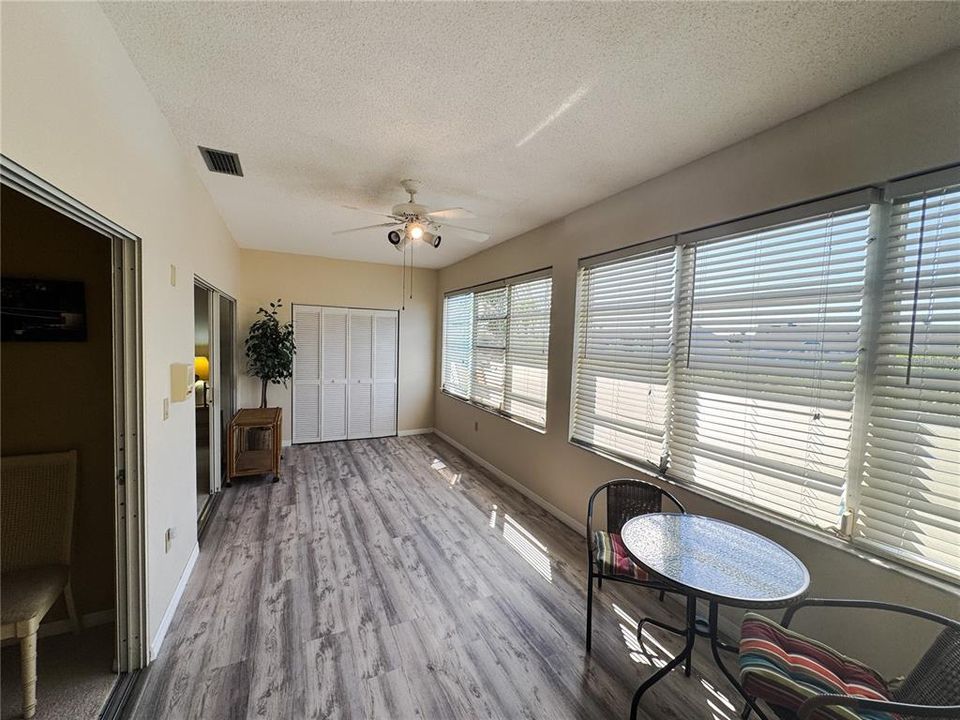 For Sale: $190,000 (2 beds, 2 baths, 1512 Square Feet)