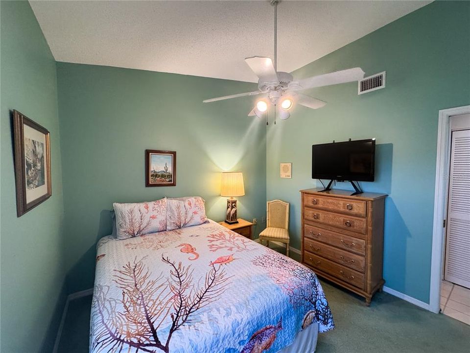 For Sale: $190,000 (2 beds, 2 baths, 1512 Square Feet)