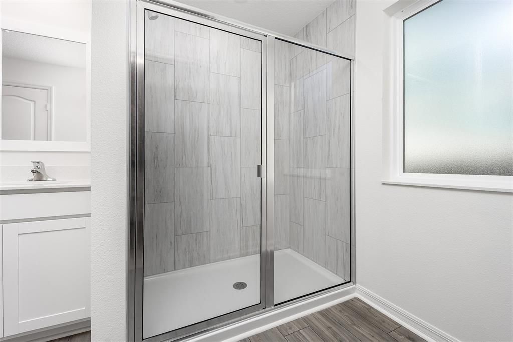 For Sale: $442,900 (4 beds, 2 baths, 2278 Square Feet)