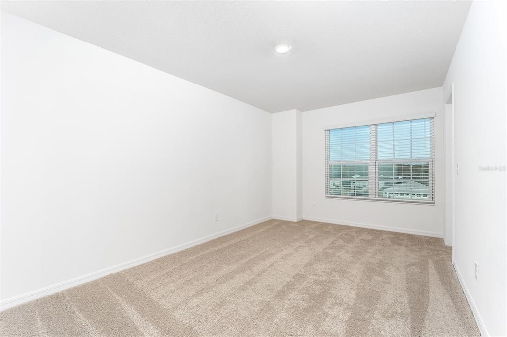 For Sale: $442,900 (4 beds, 2 baths, 2278 Square Feet)