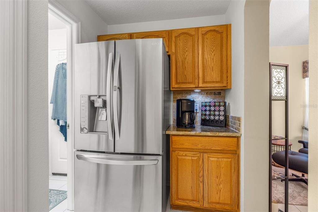 Active With Contract: $295,000 (2 beds, 2 baths, 1270 Square Feet)