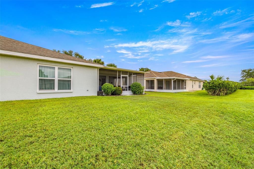 Active With Contract: $295,000 (2 beds, 2 baths, 1270 Square Feet)