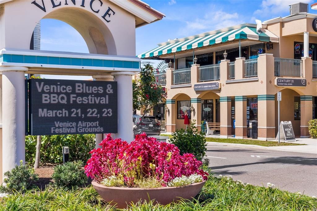 Active With Contract: $449,900 (4 beds, 2 baths, 1998 Square Feet)