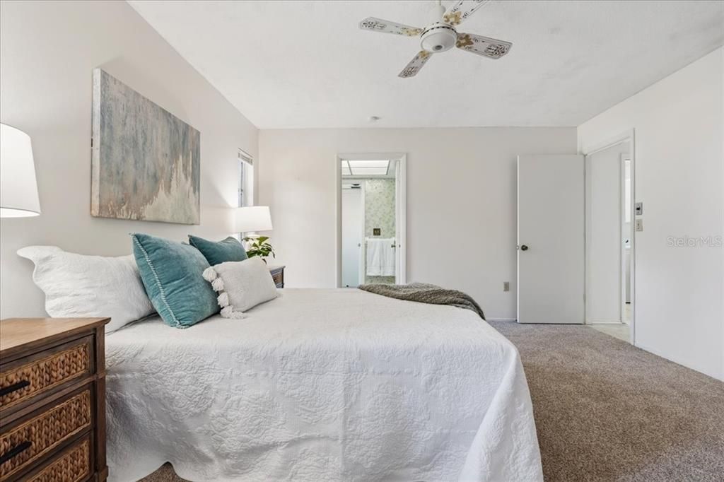 Active With Contract: $449,900 (4 beds, 2 baths, 1998 Square Feet)