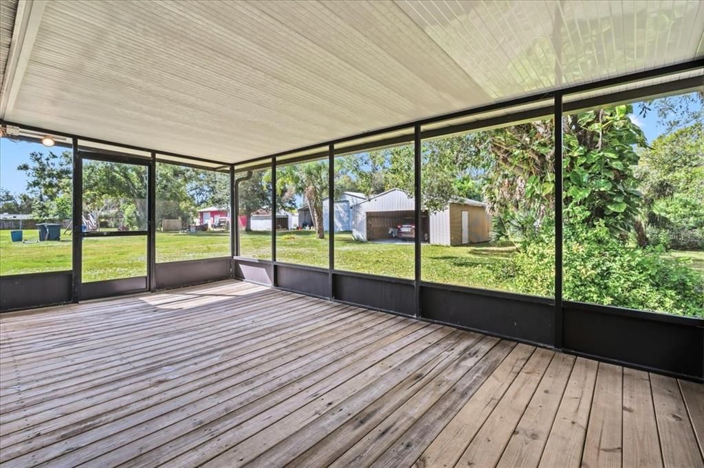 Active With Contract: $449,900 (4 beds, 2 baths, 1998 Square Feet)