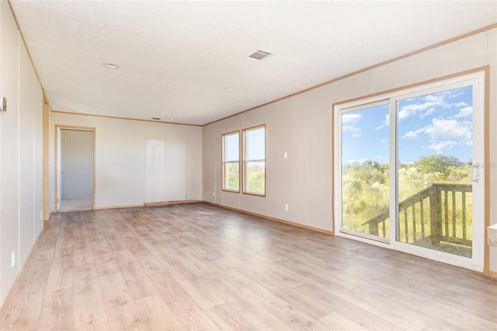 For Sale: $234,950 (4 beds, 2 baths, 1812 Square Feet)