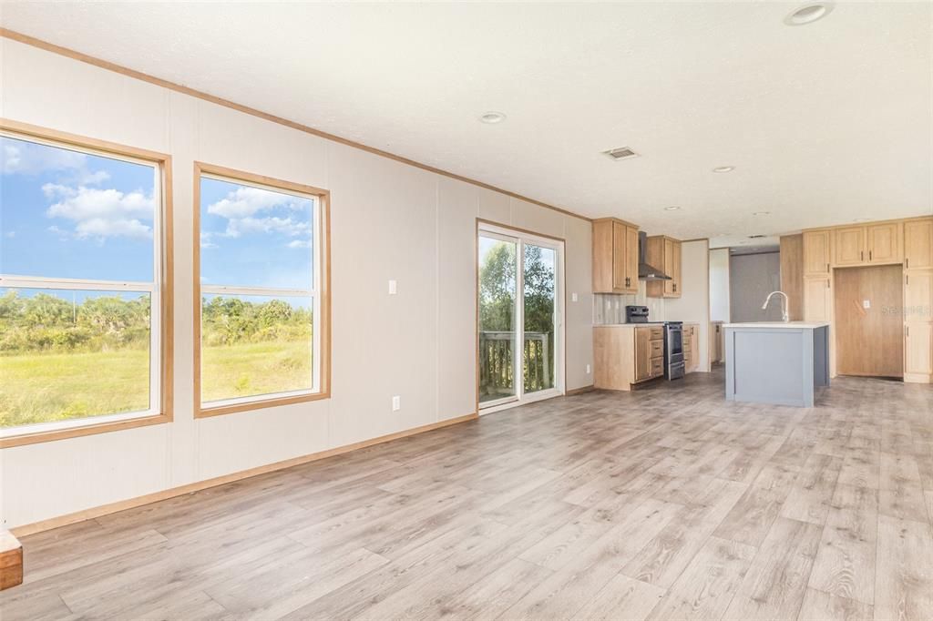 For Sale: $234,950 (4 beds, 2 baths, 1812 Square Feet)